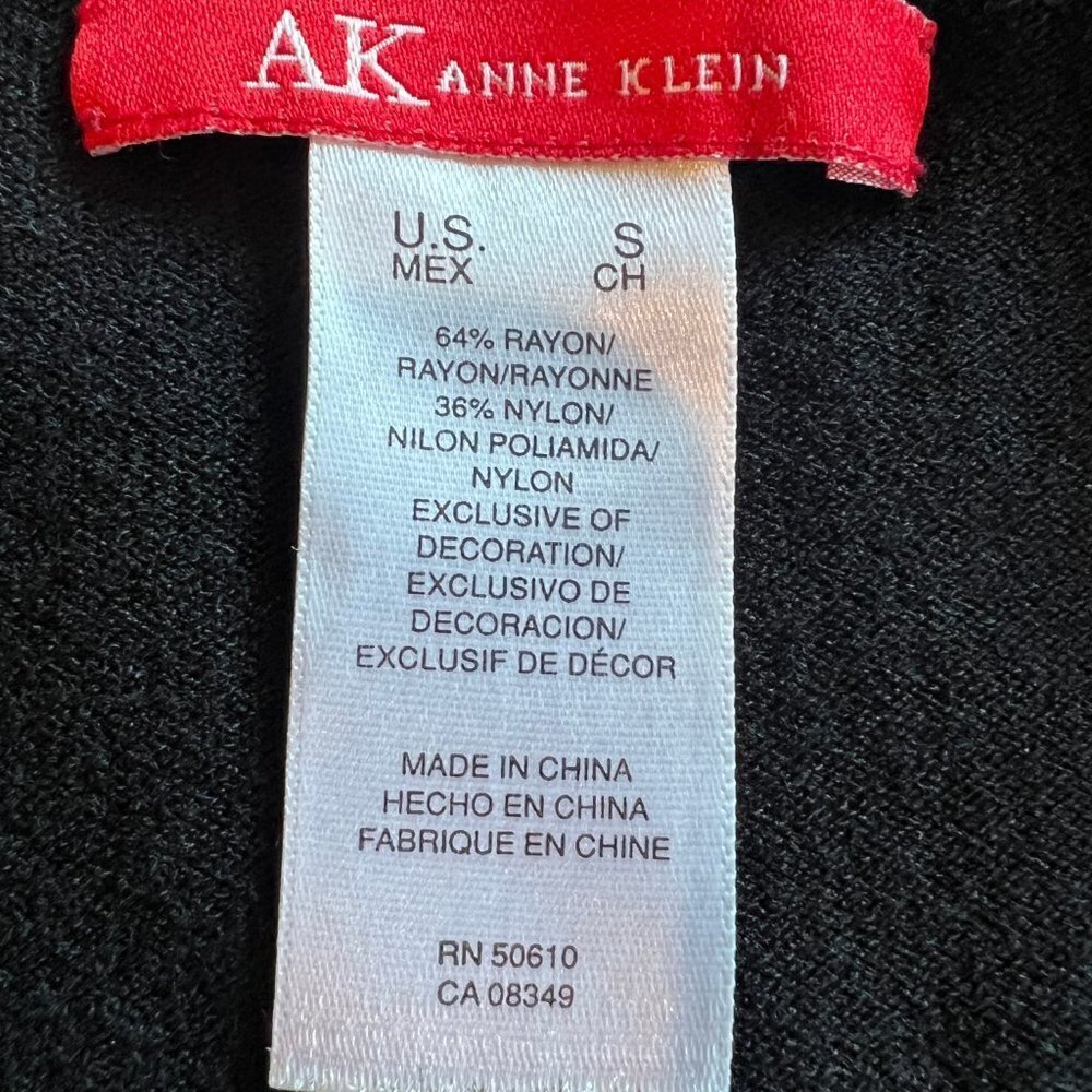 Anne Klein Lace Sweater, Size small - Picture 5 of 5